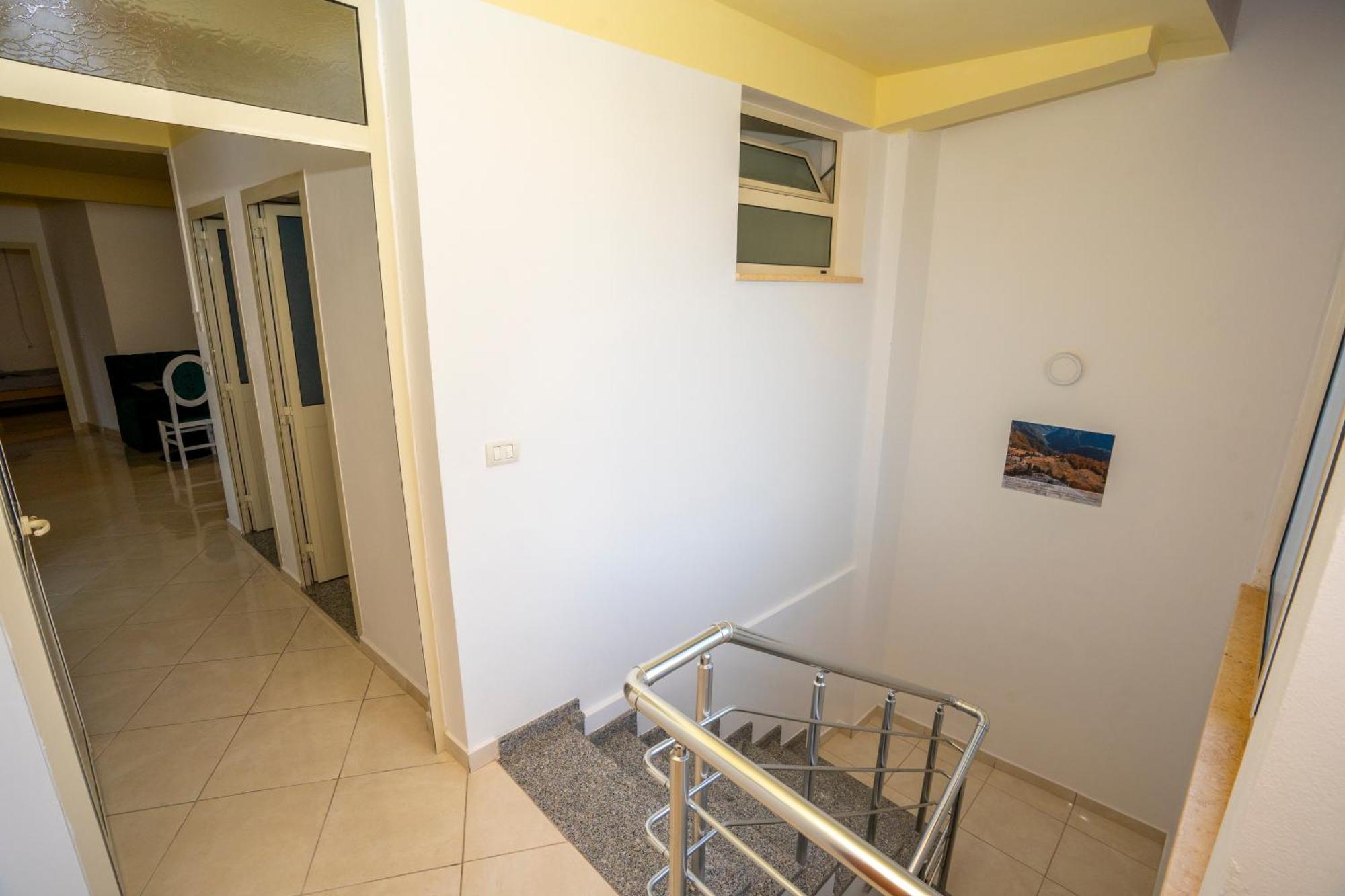 Golden Sleep Hostel Σκόδρα Εξωτερικό φωτογραφία